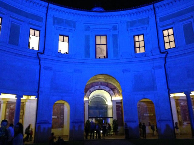 Villa Giulia illuminata durante la serata dedicata all'udito