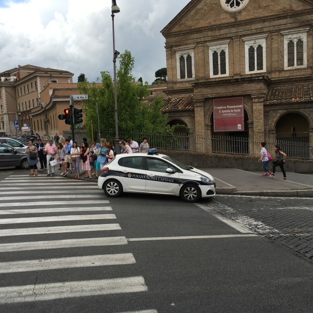 Quis custodiet ipsos custodes